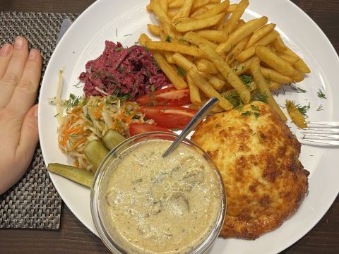 Kafejnīca "Briezes"