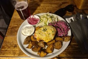 Teikas "Ezītis Miglā"